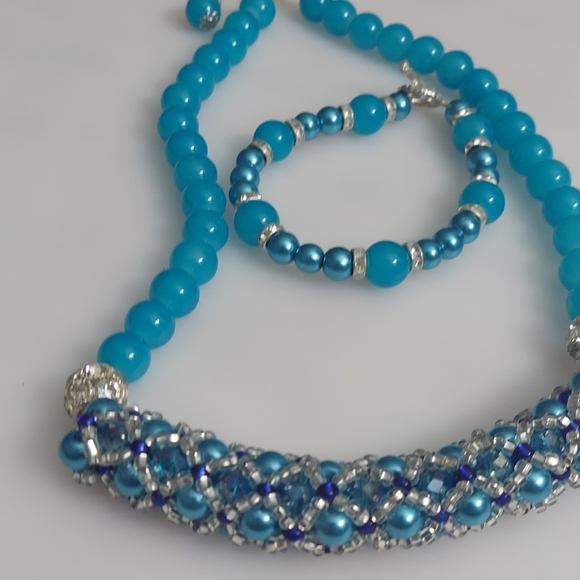 Jewelry - Marble Ceramic Style Glass Set